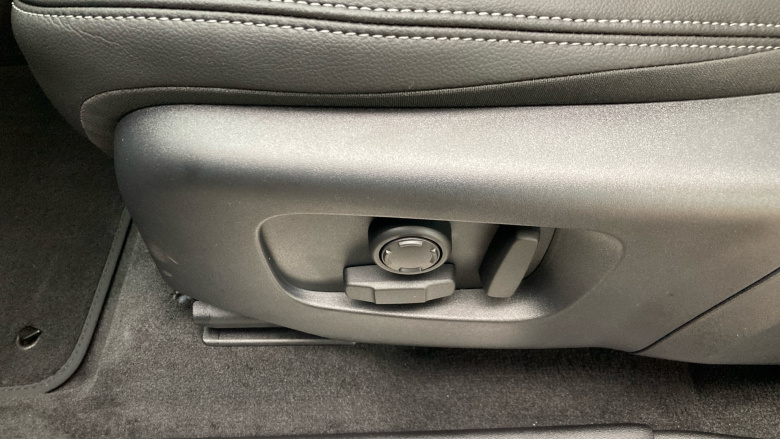 Land Rover Discovery Sport 2.0 D200 Landmark 5dr Auto [5 Seat] Diesel Station Wagon